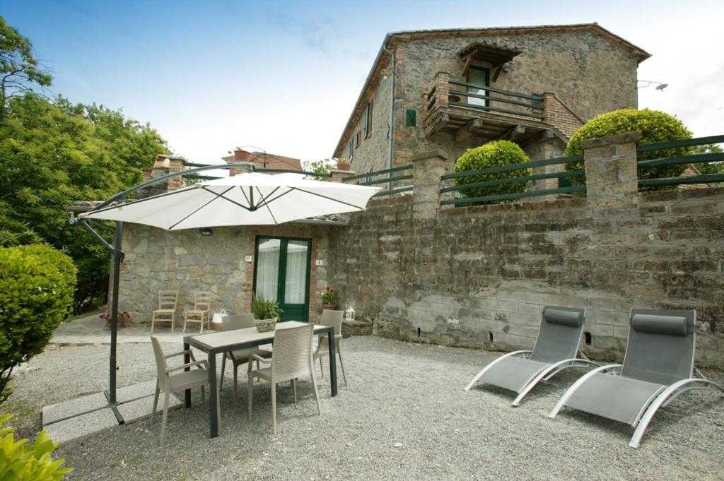 Agriturismo Casale Le Crete アックアペンデンテ エクステリア 写真
