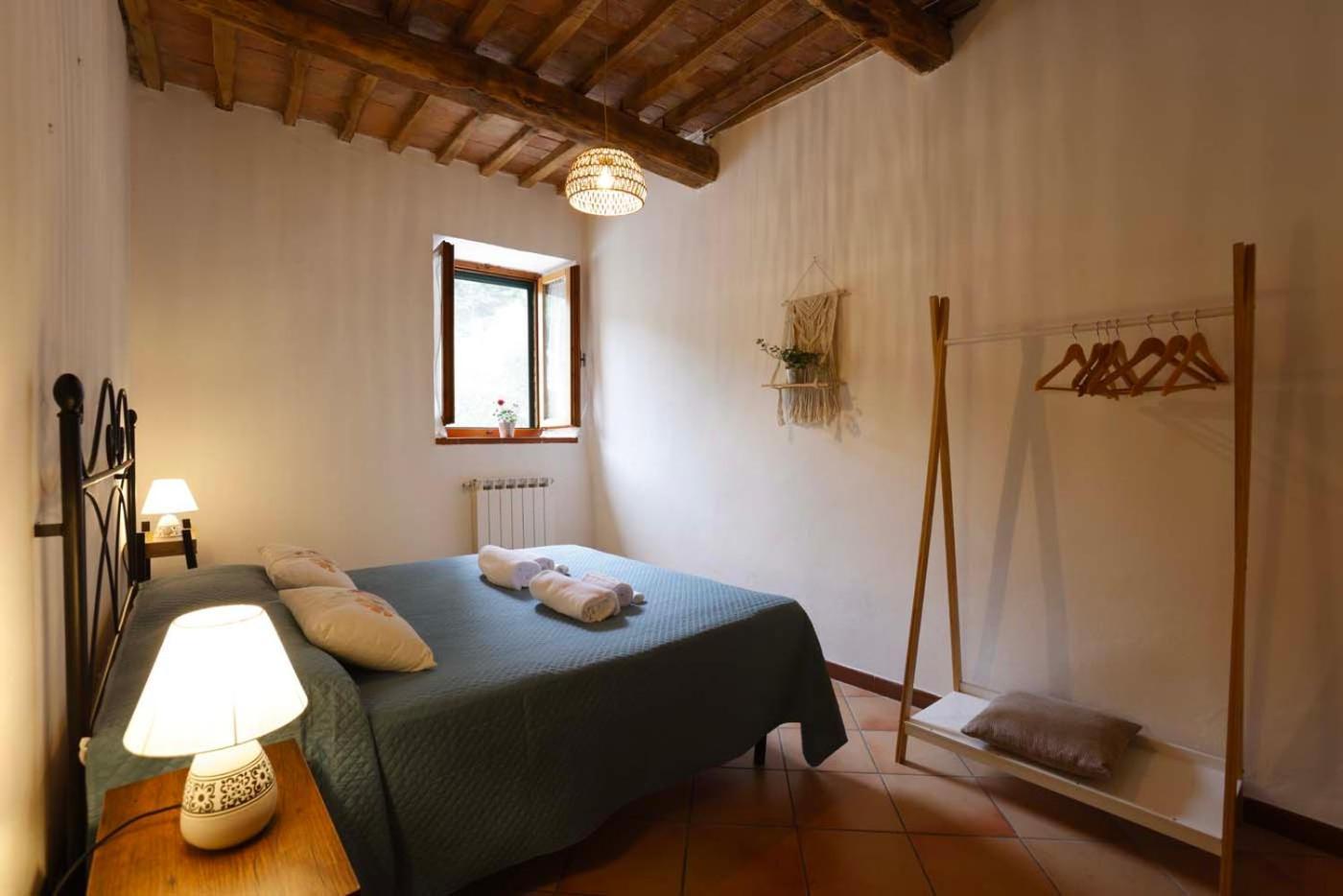 Agriturismo Casale Le Crete アックアペンデンテ エクステリア 写真