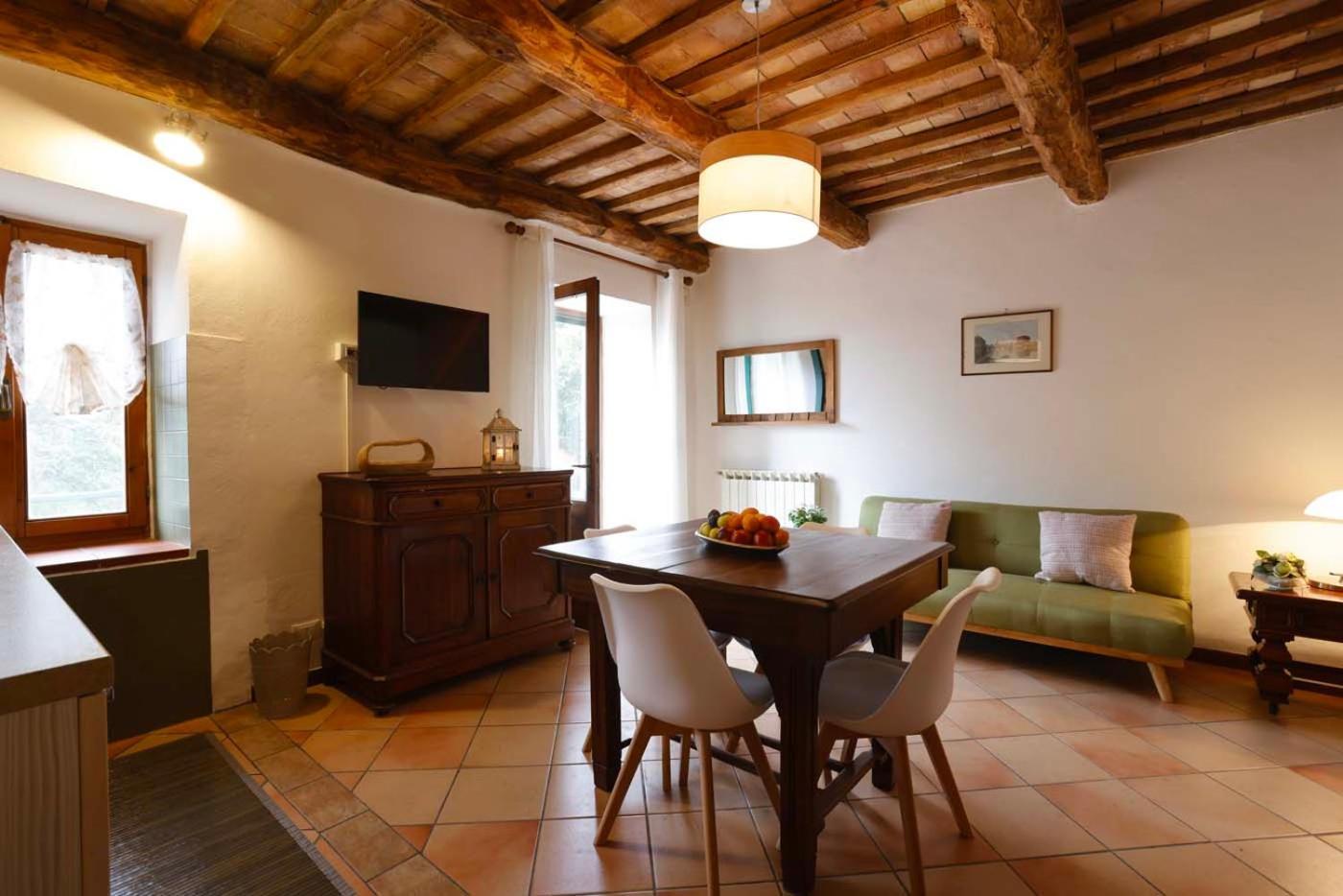 Agriturismo Casale Le Crete アックアペンデンテ エクステリア 写真